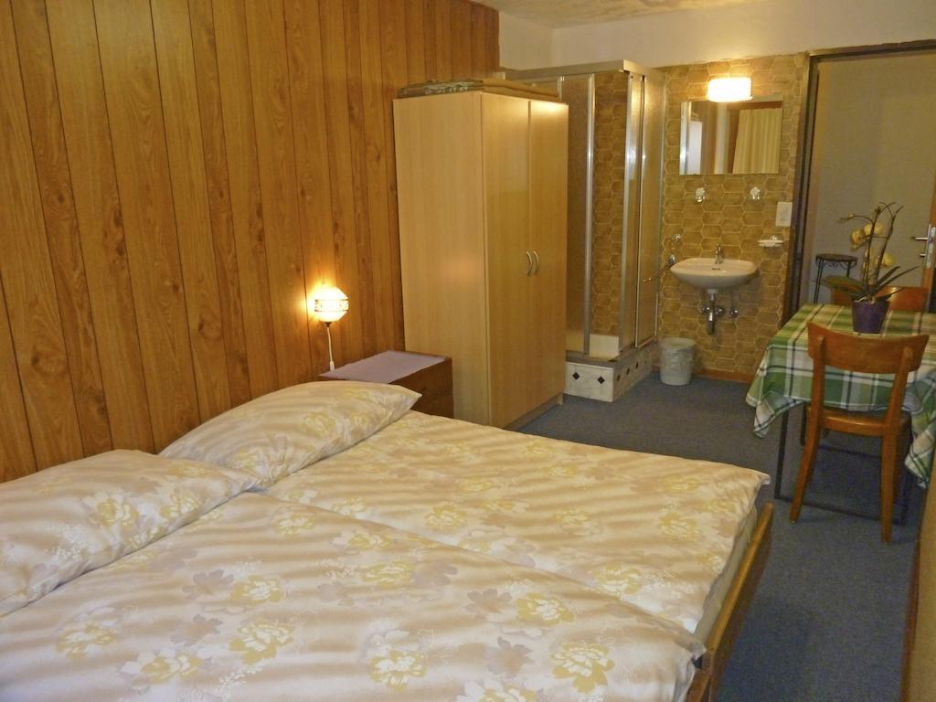 Pension Schoenblick ザース・グルント 部屋 写真